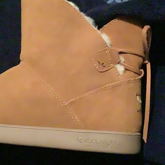 Womens Kangaroo boots. Tan color - Picture 2 of 5
